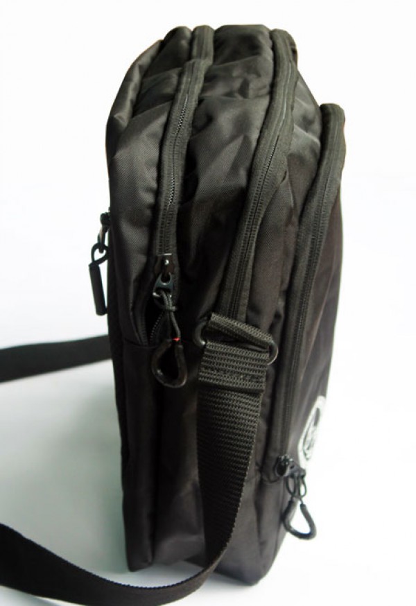 iit madras messenger bag
